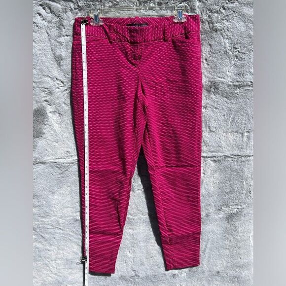 EUC The Limited Exact Stretch capri pants w/ polka dots Size 6 - Picture 1 of 6